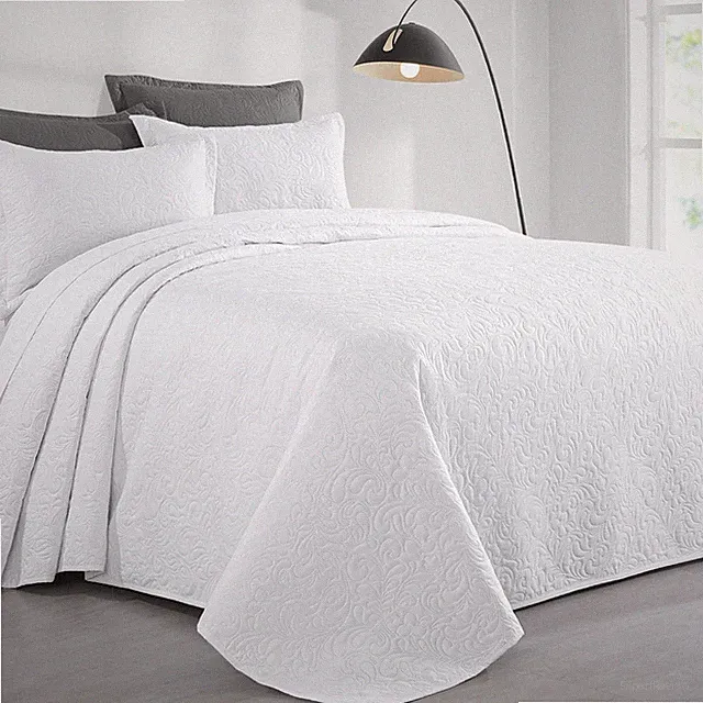 Bedspread Alaska King Oversized Quilt Set 3Pc Lightweight White 132x120